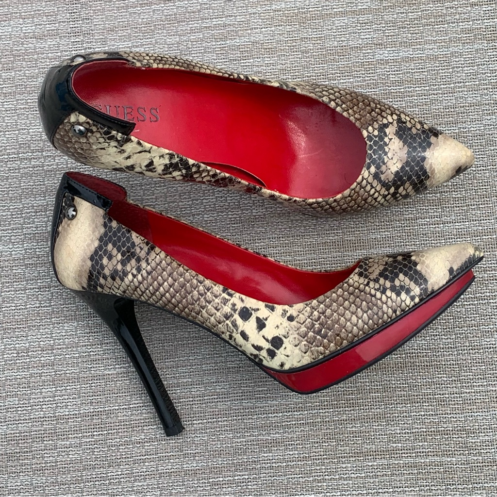 Guess Snakeskin And Red Heels Size 9.5